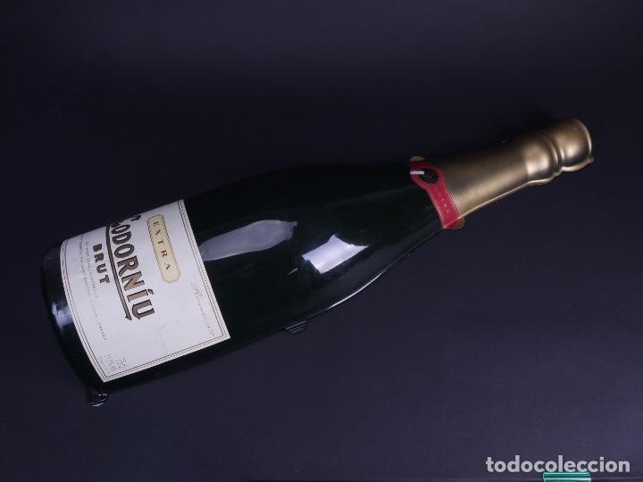 Carteles: DISPLAY PLASTICO GRAN FORMATO, CODORNIU. B - Foto 2