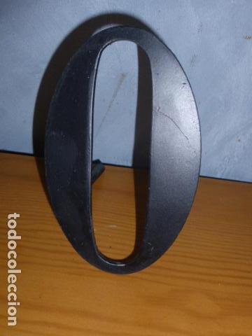 Plakate: NUMERO DE HIERRO PARA COLGAR EN VIVIENDAS O LOCALES