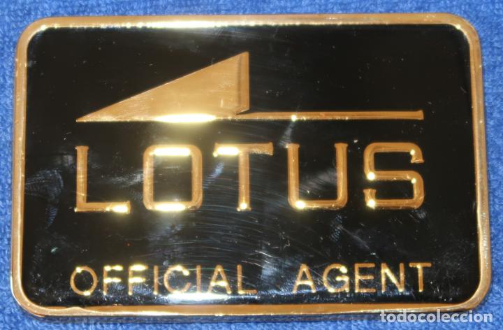 Carteles: Lotus - Official Agent - Foto 1