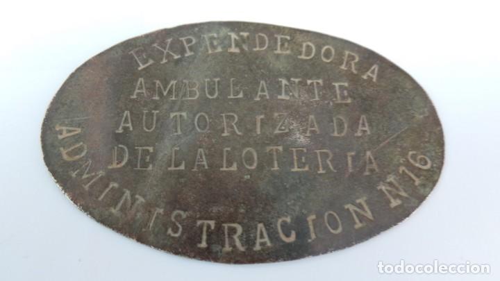 Plakate: Placa de expendedora de loter&iacute;a