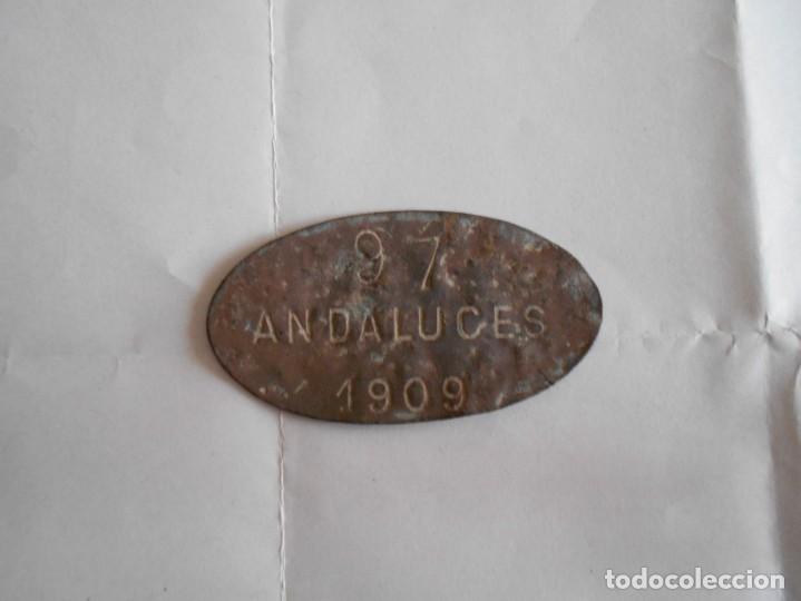 Plakate: chapa antigua de andaluces 97-- a&ntilde;o 1909