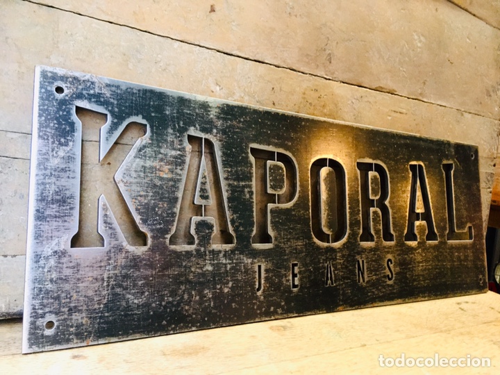 Posters: DESEMBALAJE DE PLACA DE METAL KAPORAL JEANS CARTEL HIERRO DE TIENDA DENIM LETRERO PUBLICIDAD AFFICHE