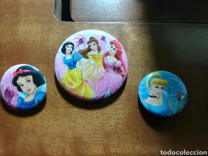 Carteles: Broches princesas - Foto 1