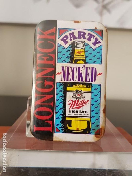 Carteles: INSIGNIA PIN CERVEZA MILLER - Foto 1