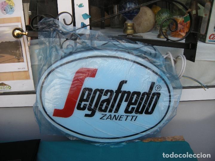 Carteles: ROTULO LUMINOSO CAF&Eacute; SEGAFREDO ZANETTI - Foto 1