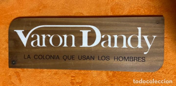 Carteles: Cartel en madera VARON DANDY - Foto 2