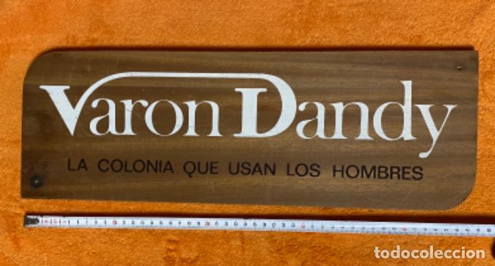 Carteles: Cartel en madera VARON DANDY - Foto 4