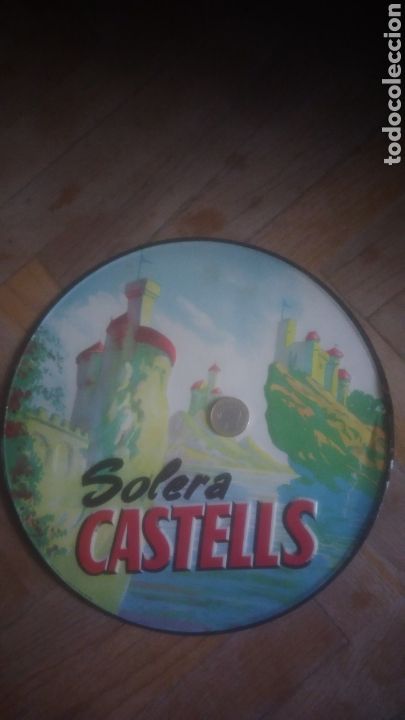Affiches: CHAPA DE SOLERA CASTELLS. NUEVA CON DOS AGUJERITOS PARA COLGAR EN EL BORDE. VER FOTOS.