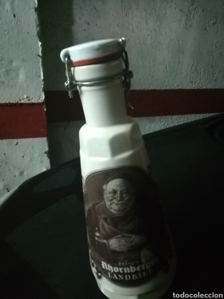 Carteles: Gran botella de cer&aacute;mica de cerveza - Foto 1