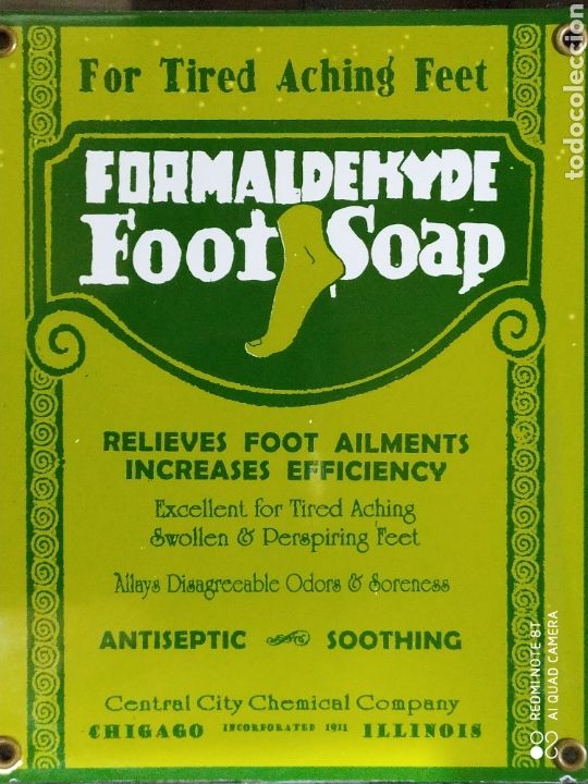 Posters: CARTEL ESMALTADO FORMALDEHYDE FOOT SOAP