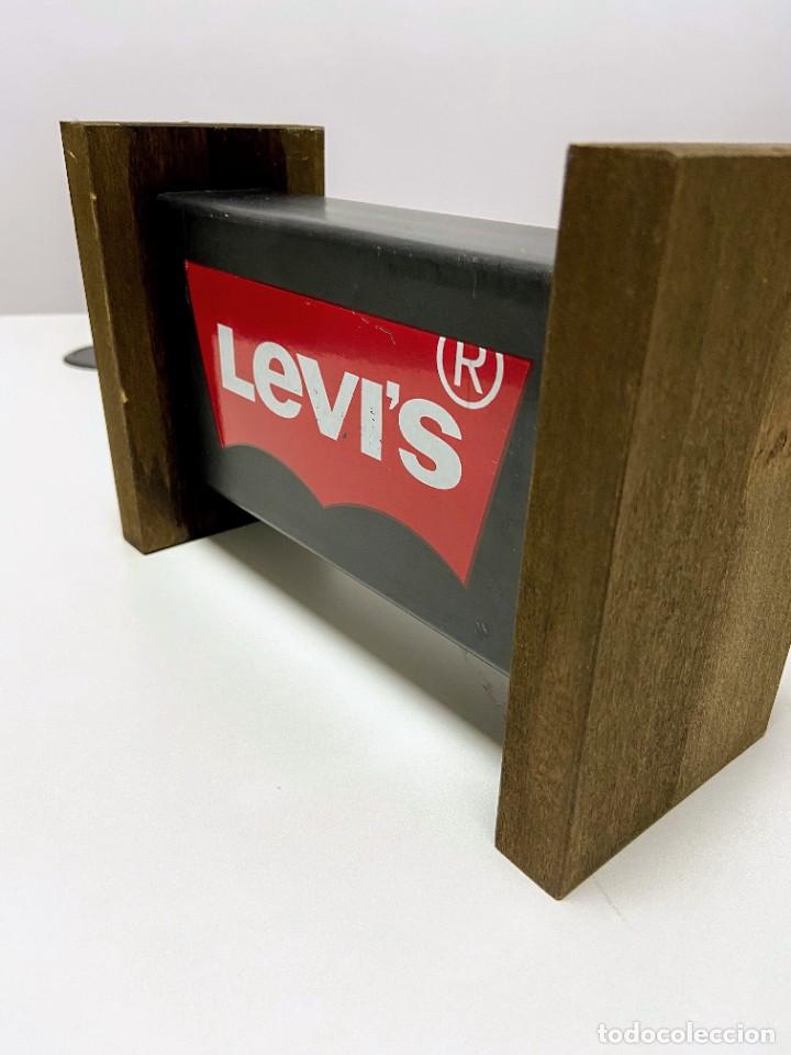 Carteles: Cartel Display en Madera y Metal - Foto 1