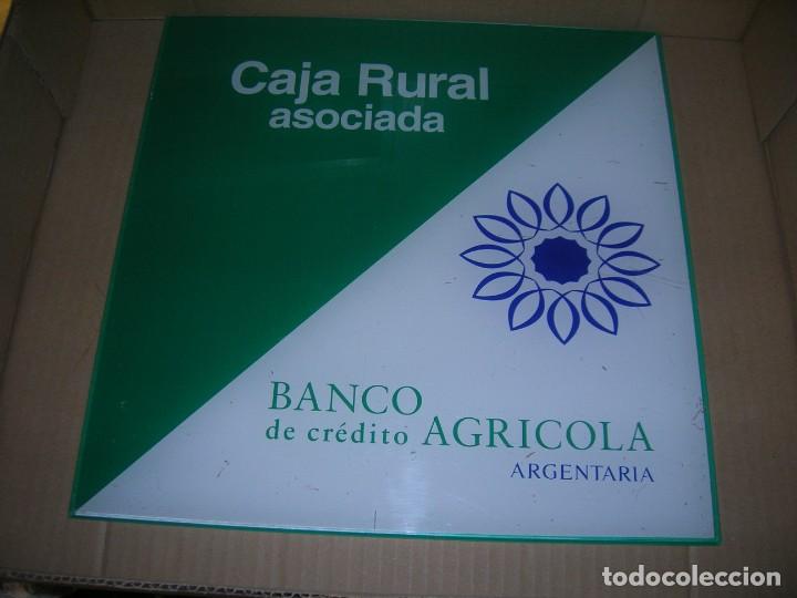 Affiches: Cartel, placa de pared de metacrilato. Caja Rural asociada. Banco de Cr&eacute;dito Agr&iacute;cola - Argentaria.