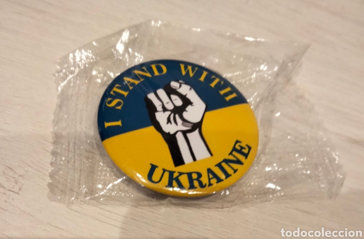 Posters: Chapa de apoyo a Ucrania. Pin
