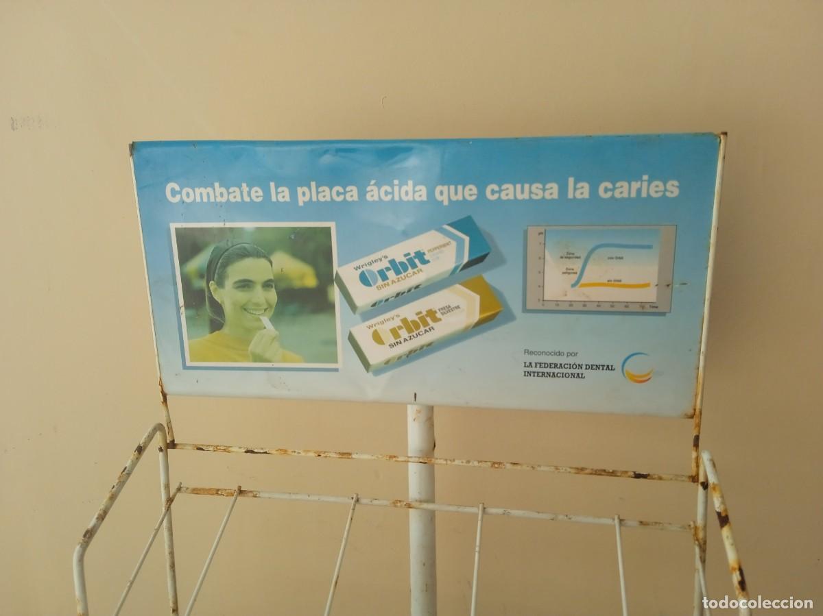 Carteles: Antiguo expositor chicles Orbit - Foto 2