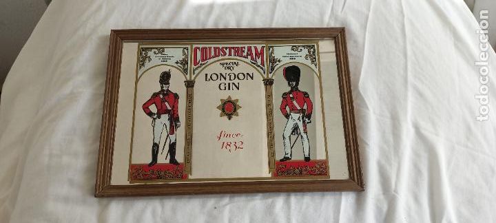 Affiches: COLDSTREAM ESPECIAL DRY LONDON GIN. CUADRO ESPEJO CARTEL PUBLICITARIO. 32,5 x 22,5 cm.
