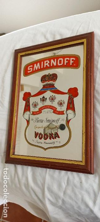 Affiches: SMIRNOFF. VODKA. CUADRO ESPEJO CARTEL PUBLICITARIO. 34,5 x 24 cm.