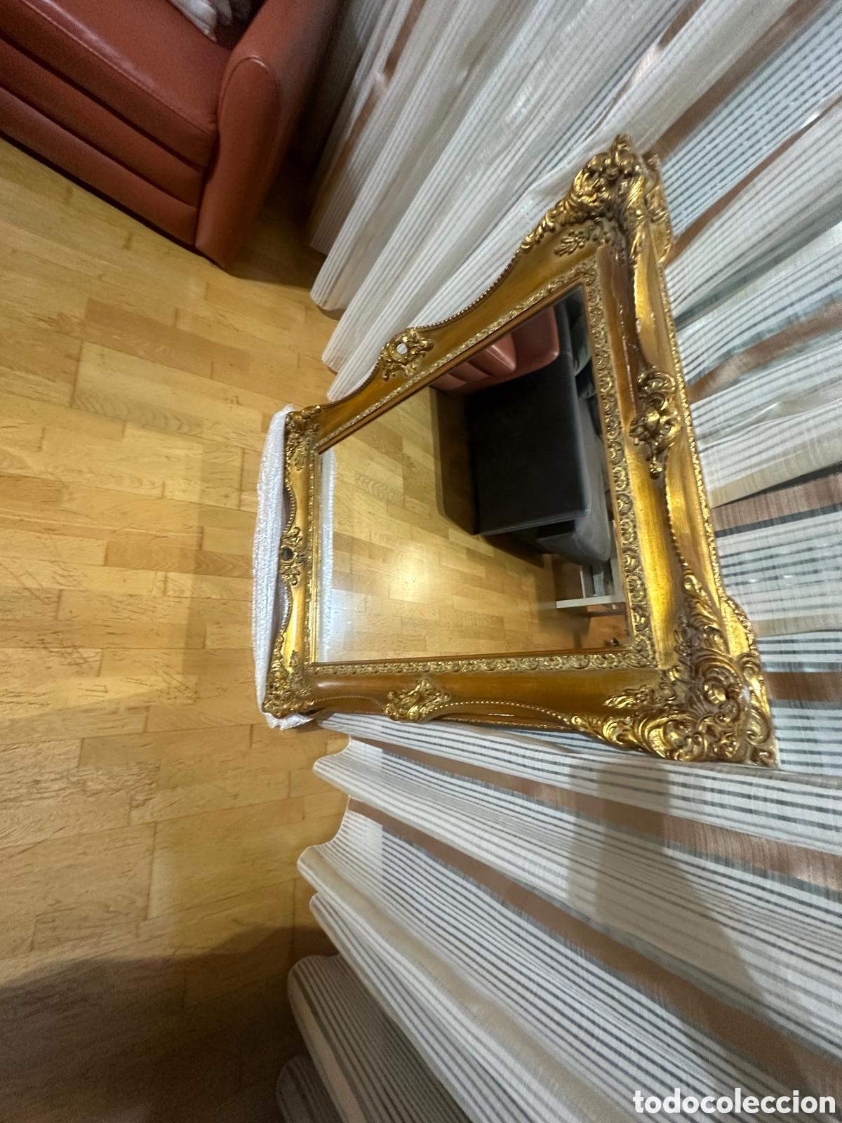 Carteles: Espejo de pared tallado en madera y pan de oro - Foto 4
