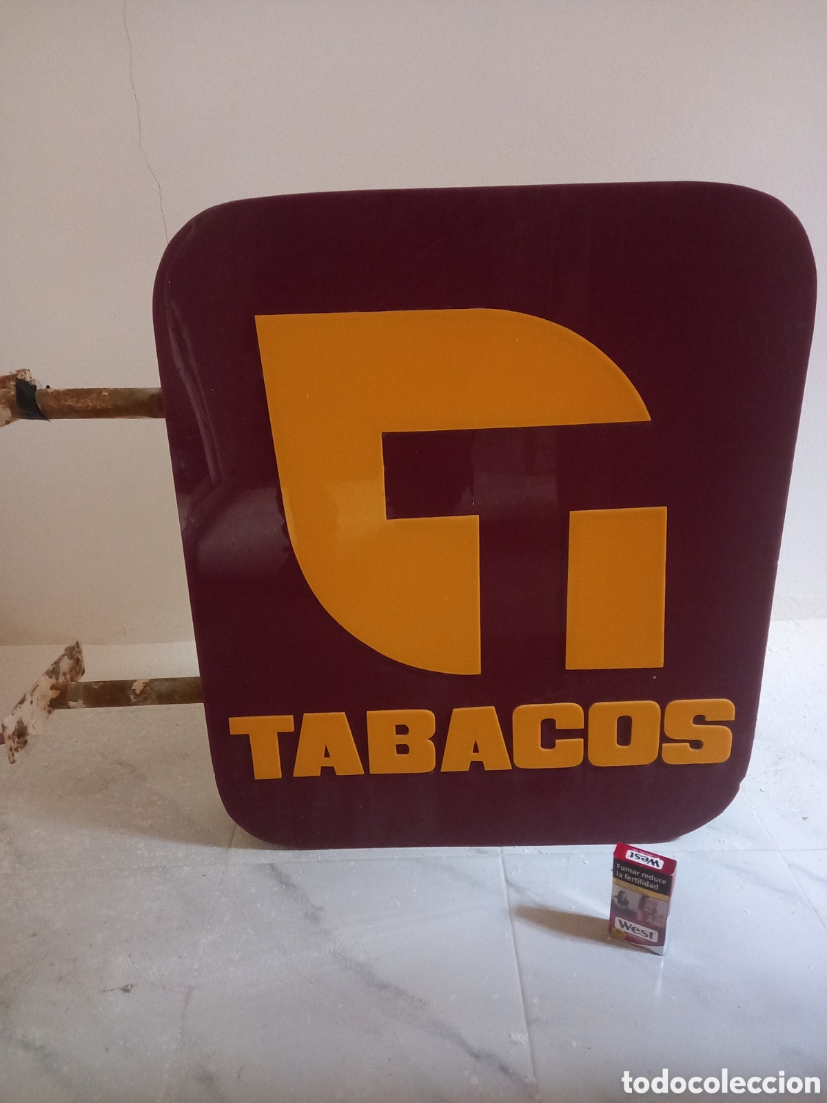 Carteles: Cartel de tabacos de un estanco. - Foto 1