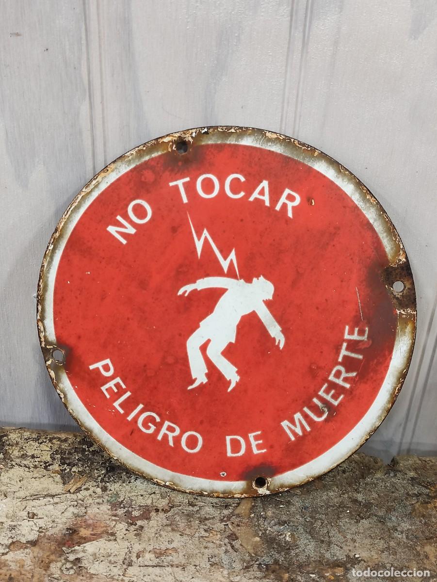 Carteles: Chapa esmaltada no tocar peligro de muerte - Foto 1