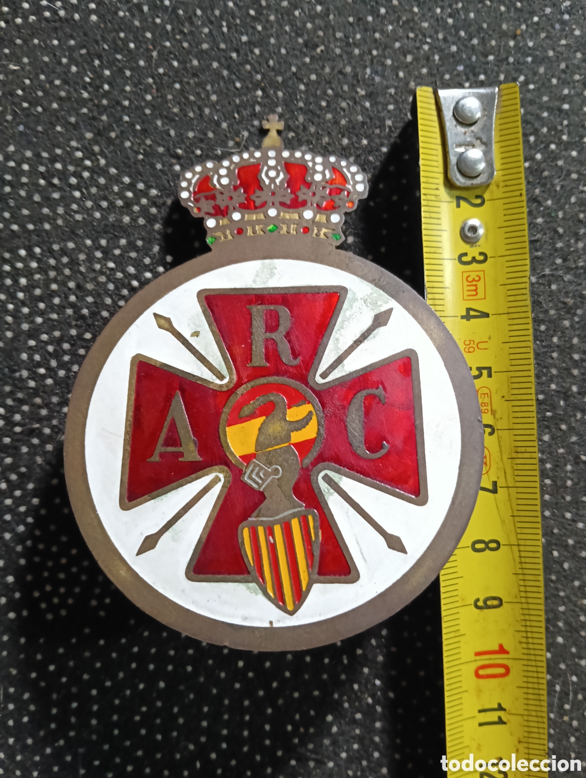 Posters: Chapa original del Real Autom&oacute;vil Club de Valencia, Esmalte Original . Mide 9,5 x 7 cm.