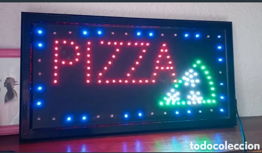 Posters: Luminoso pizza con palpadeo