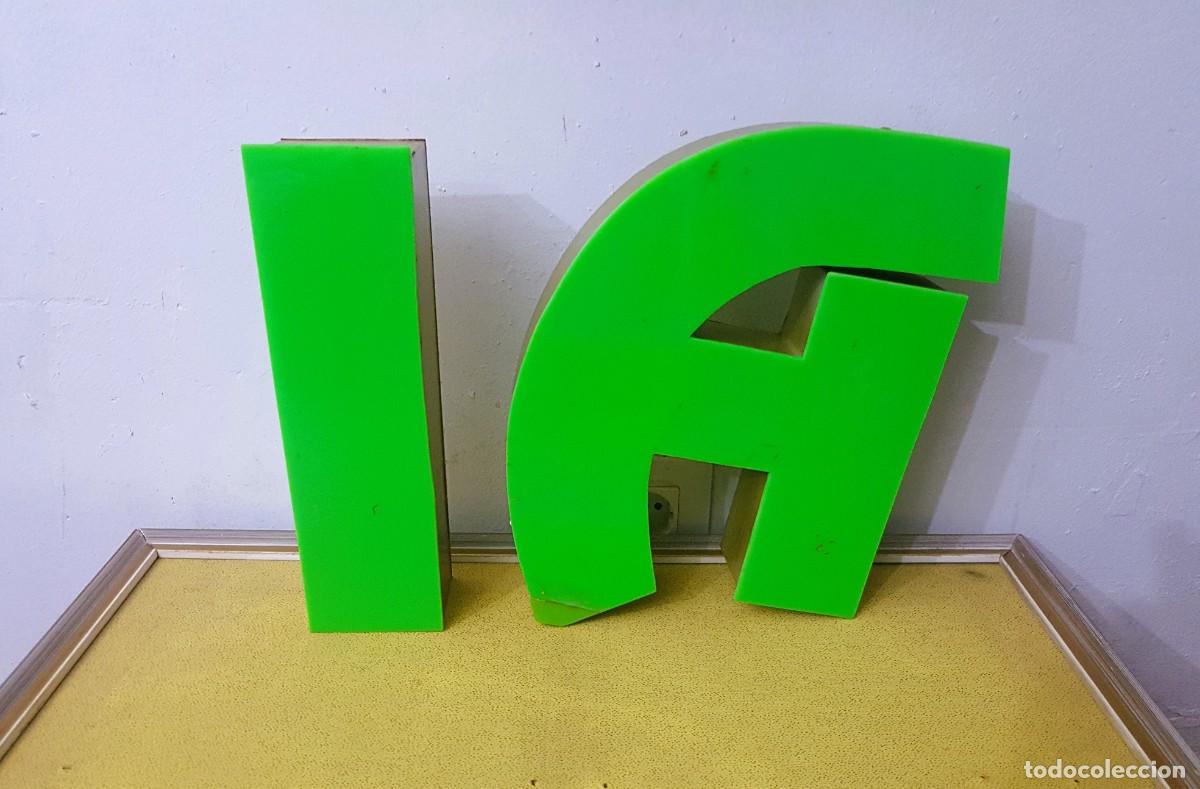 Carteles: LETRAS &rdquo;I&rdquo; &rdquo;A&rdquo; DE R&Oacute;TULO COMERCIAL EN ALUMINIO Y METACRILATO - Foto 1
