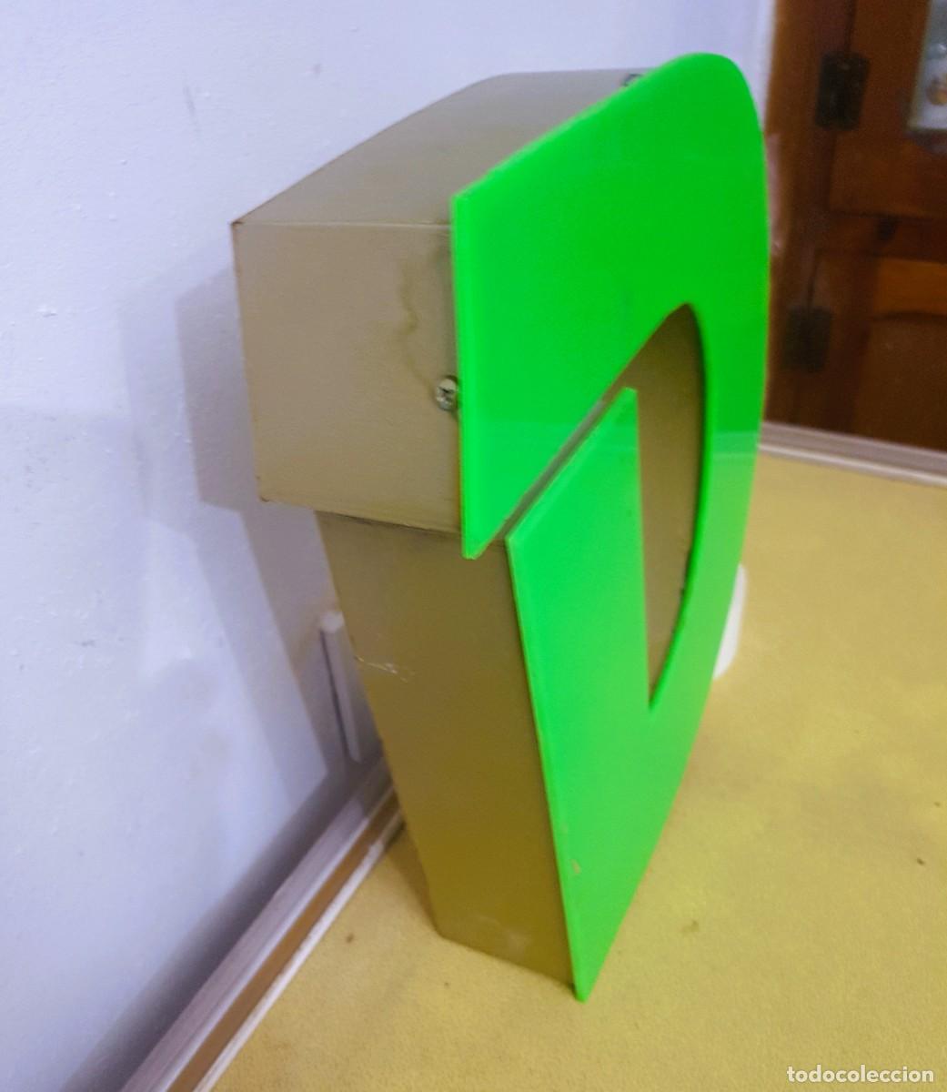 Carteles: LETRA &rdquo;D&rdquo; DE ROTULO COMERCIAL EN ALUMINIO Y PL&Aacute;STICO DE 30 CM. - Foto 5