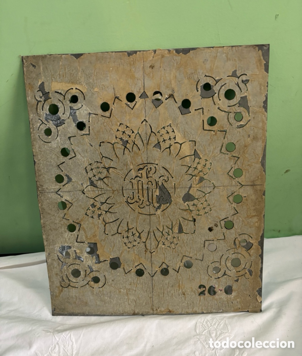 Carteles: ANTIGUA PLACA DE CHAPA MET&Aacute;LICA DE IMPRESI&Oacute;N CON GRABADO RELIGIOSO. VER FOTOS.