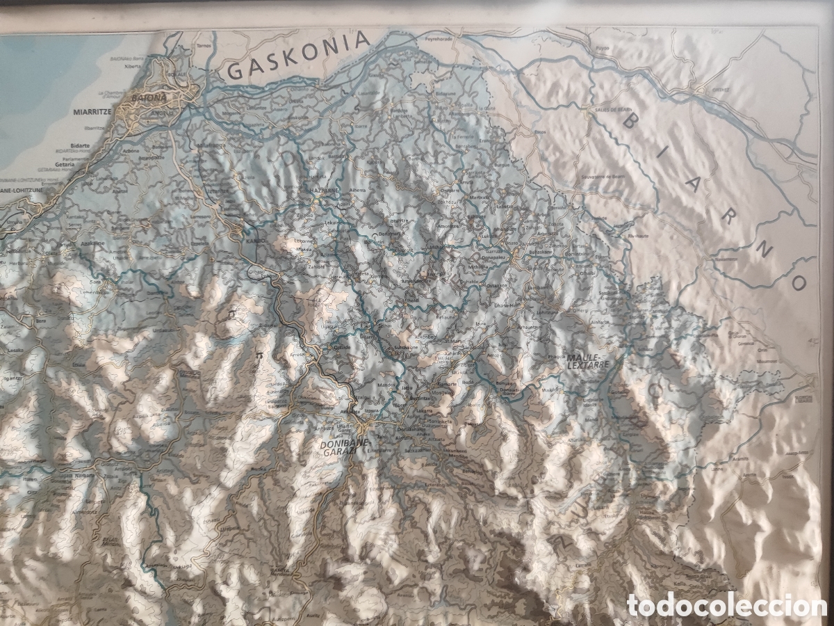 Carteles: Antiguo mapa en relieve de la provincia Euskal herria - Foto 7