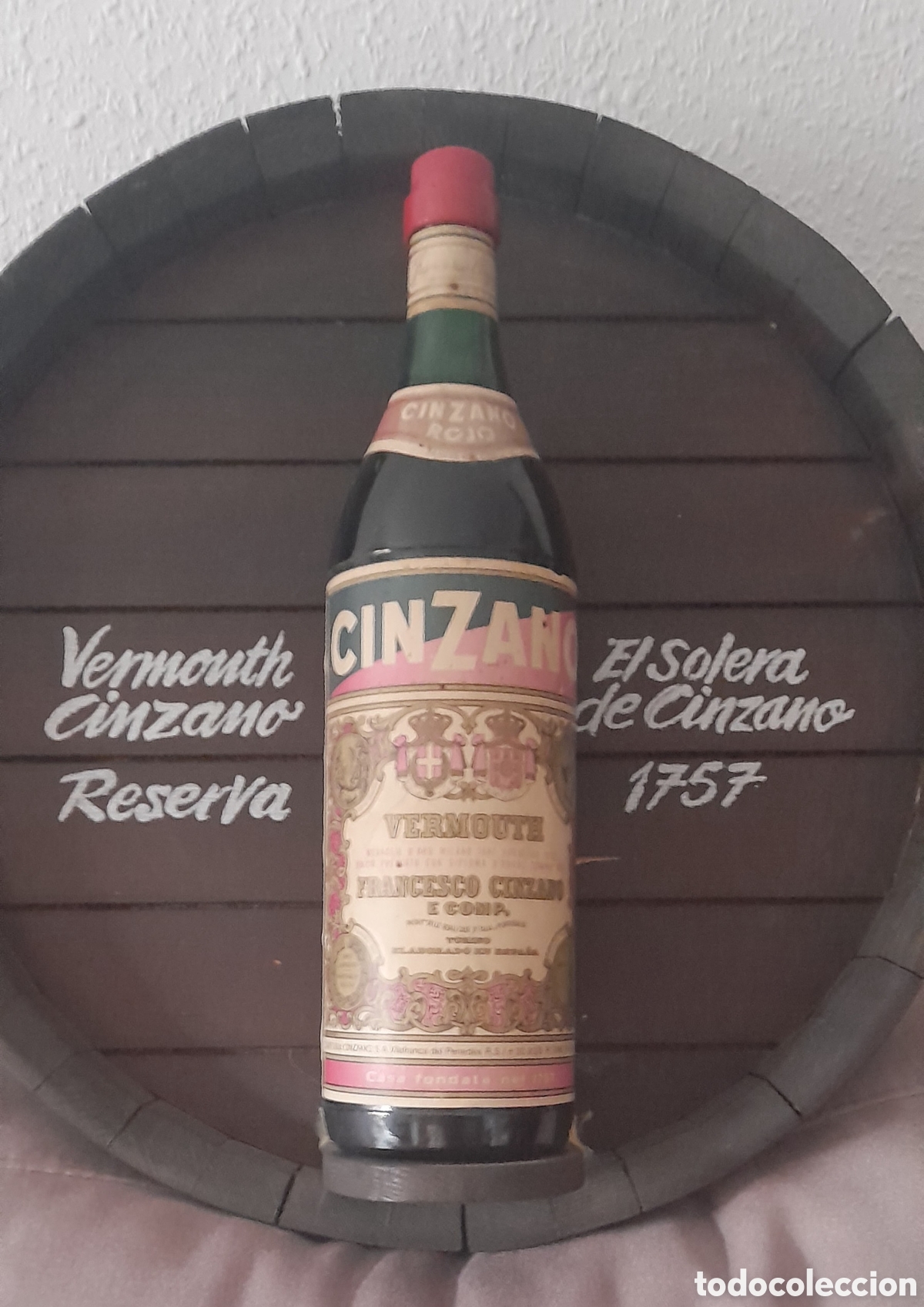 Carteles: Tapa barril con botella de vermut cinzano - Foto 4