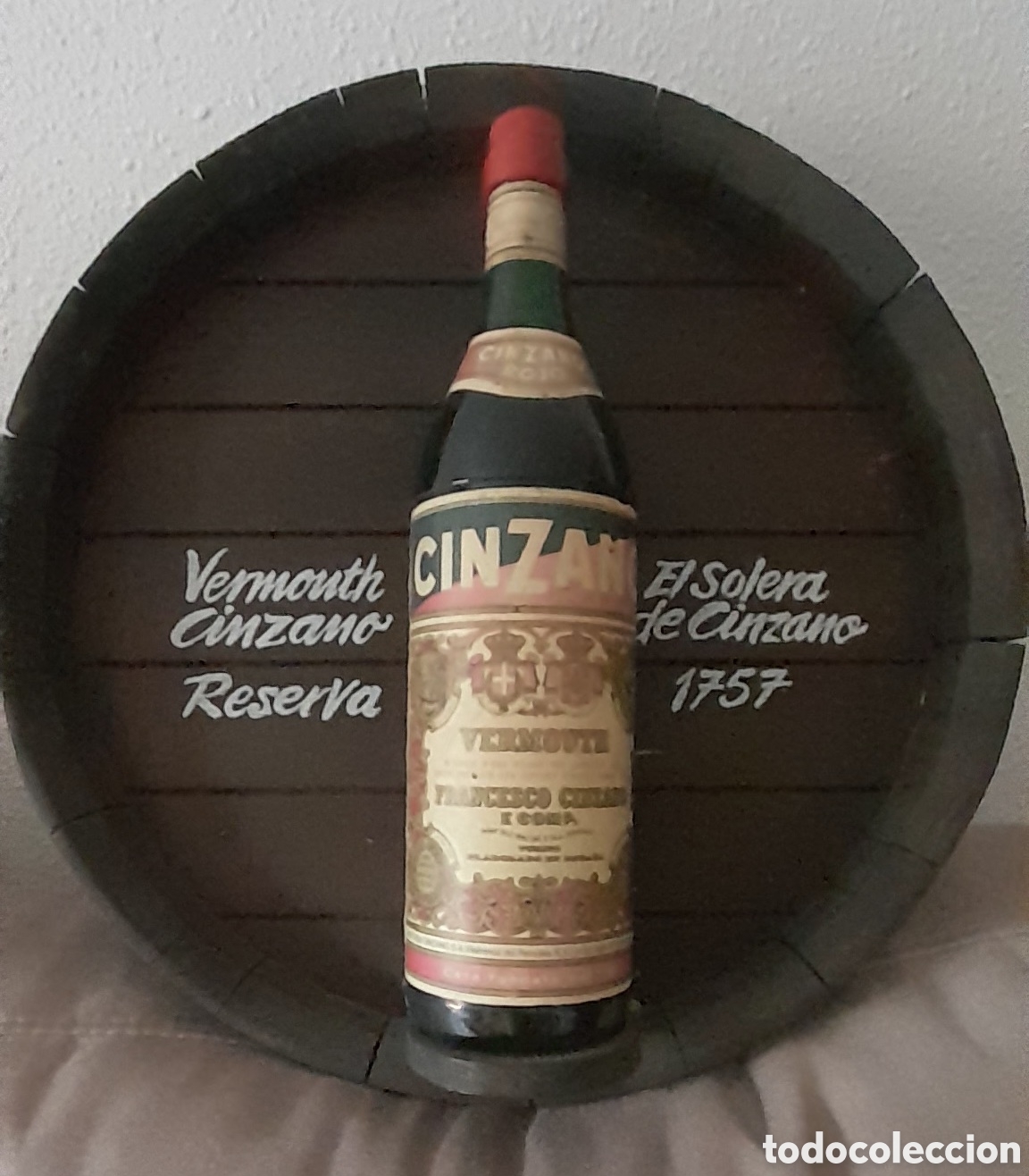 Carteles: Tapa barril con botella de vermut cinzano - Foto 6