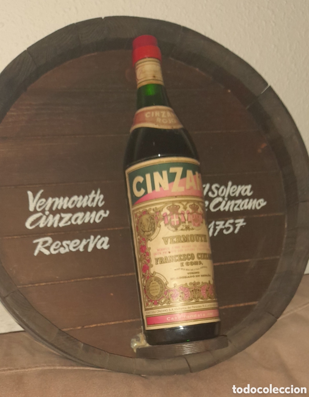 Carteles: Tapa barril con botella de vermut cinzano - Foto 7