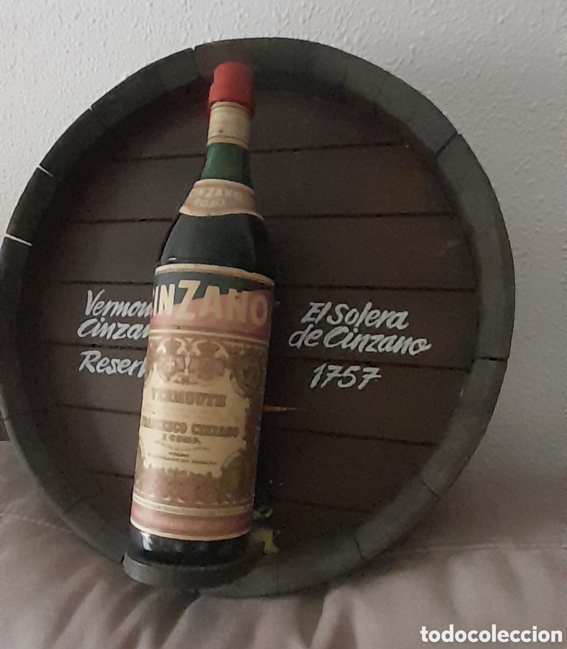 Carteles: Tapa barril con botella de vermut cinzano - Foto 9