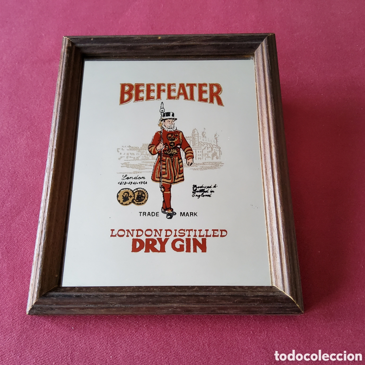 Carteles: PEQUE&Ntilde;O ESPEJO CON PUBLICIDAD VINTAGE DE BEEFEATER LONDON DISTILLED DRY GIN