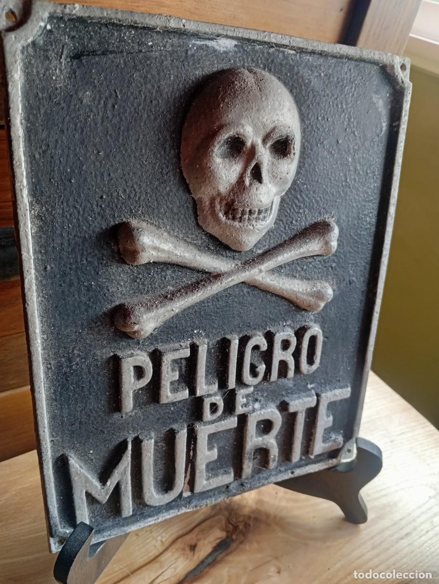Carteles: DIFICIL PLACA PELIGRO DE MUERTE ALUMINIO MACIZO EN RELIEVE CALAVERA CHAPA ADVERTENCIA