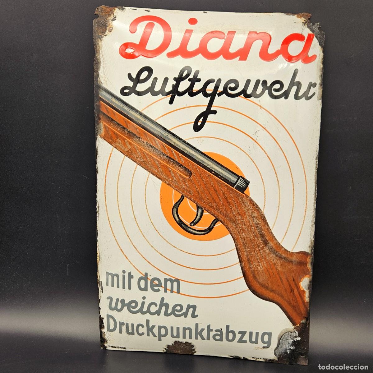 Carteles: Muy rara. Chapa esmaltada de &rdquo;Diana Luftgewehr&rdquo;. 1940 - 1950