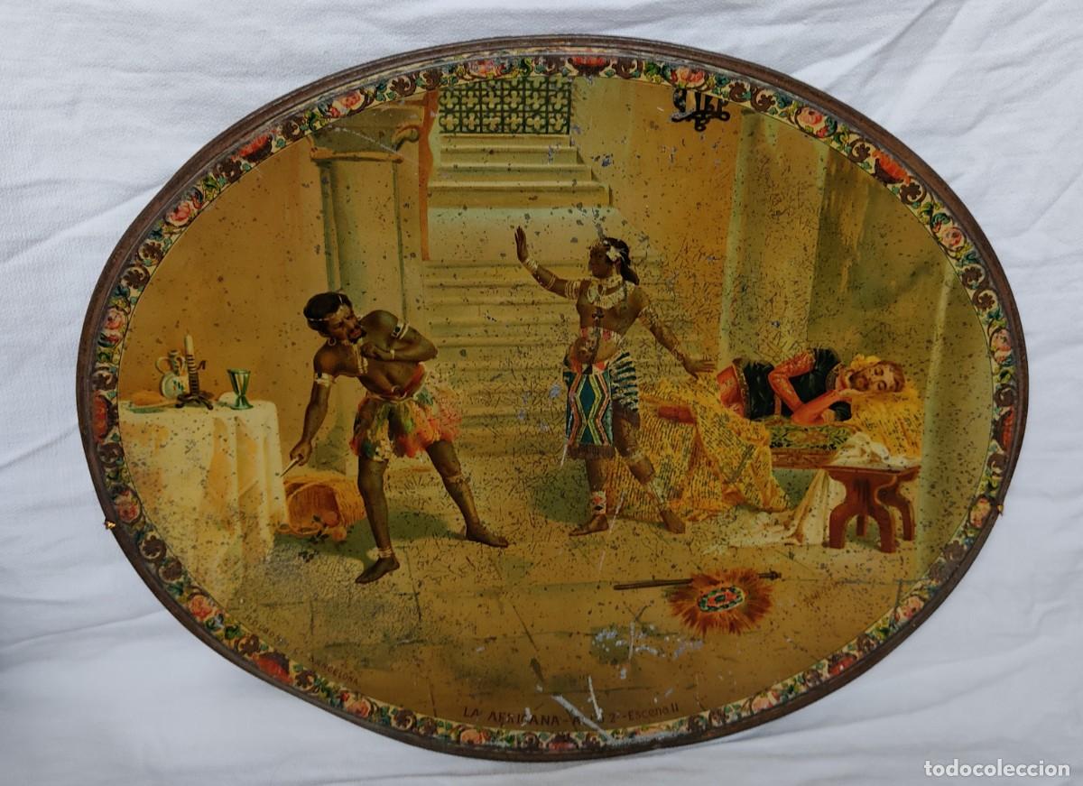 Carteles: Pareja de antiguas bandejas de chapa litografiadas fabricadas por Rold&oacute;s & Cia 1920