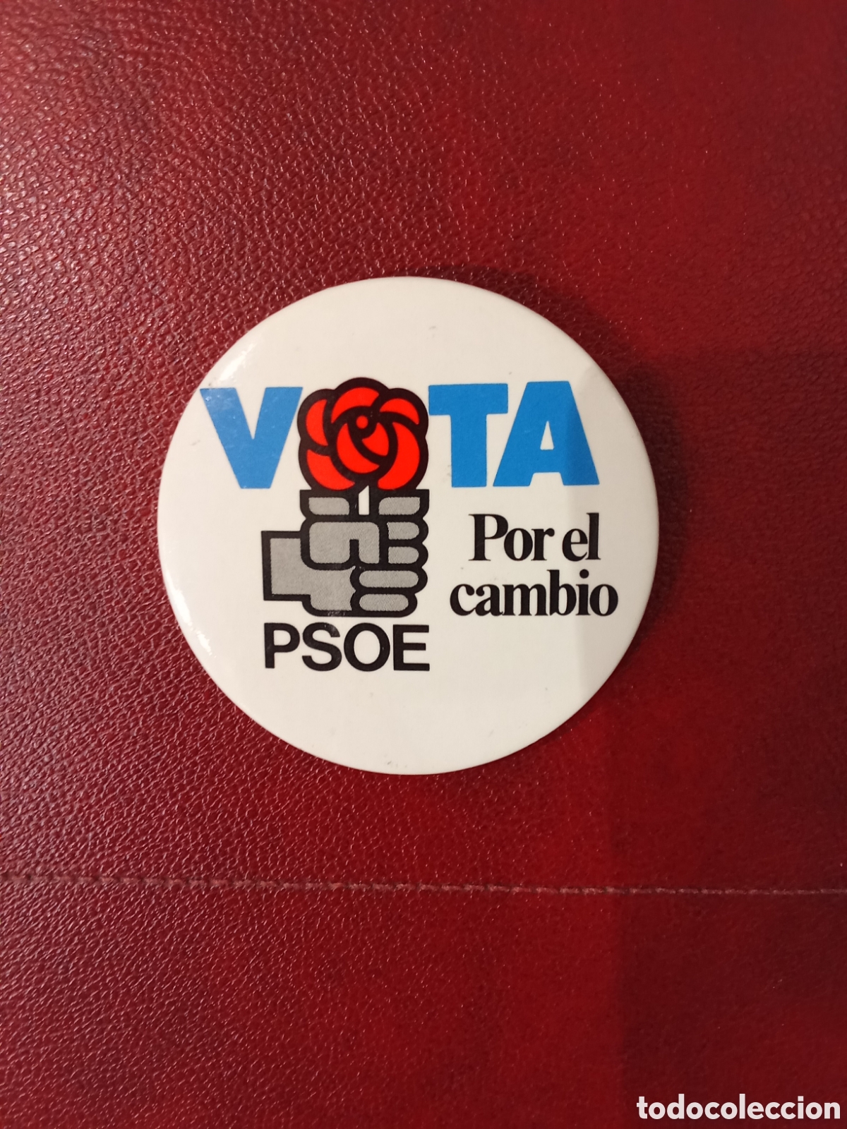Carteles: Chapa Vota PSOE 1982 - Foto 1