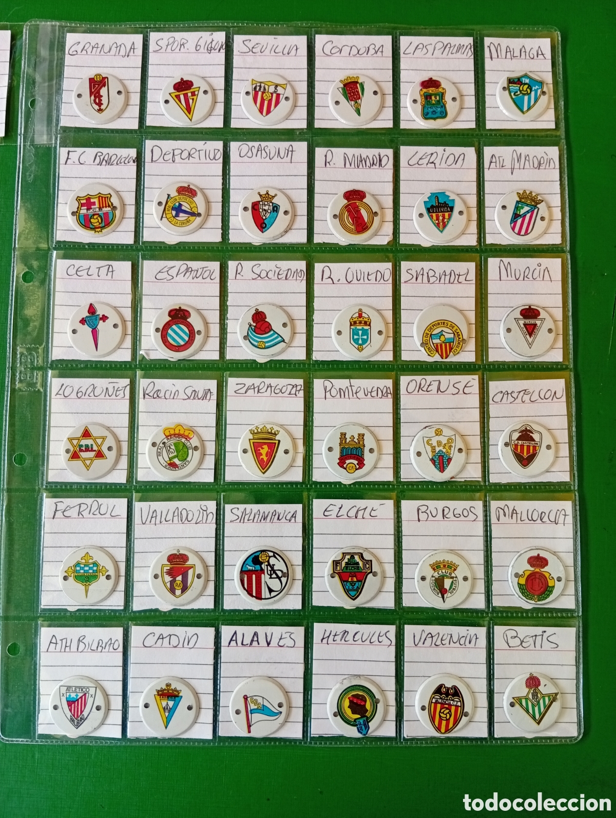 Carteles: COLECCI&Oacute;N DE CHAPAS EQUIPOS FUTBOL