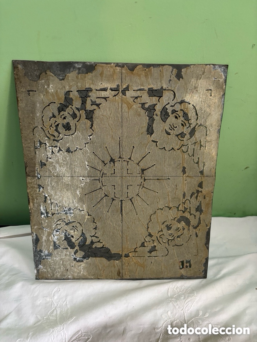 Plakate: ANTIGUA PLACA DE CHAPA MET&Aacute;LICA DE IMPRESI&Oacute;N CON GRABADO RELIGIOSO.