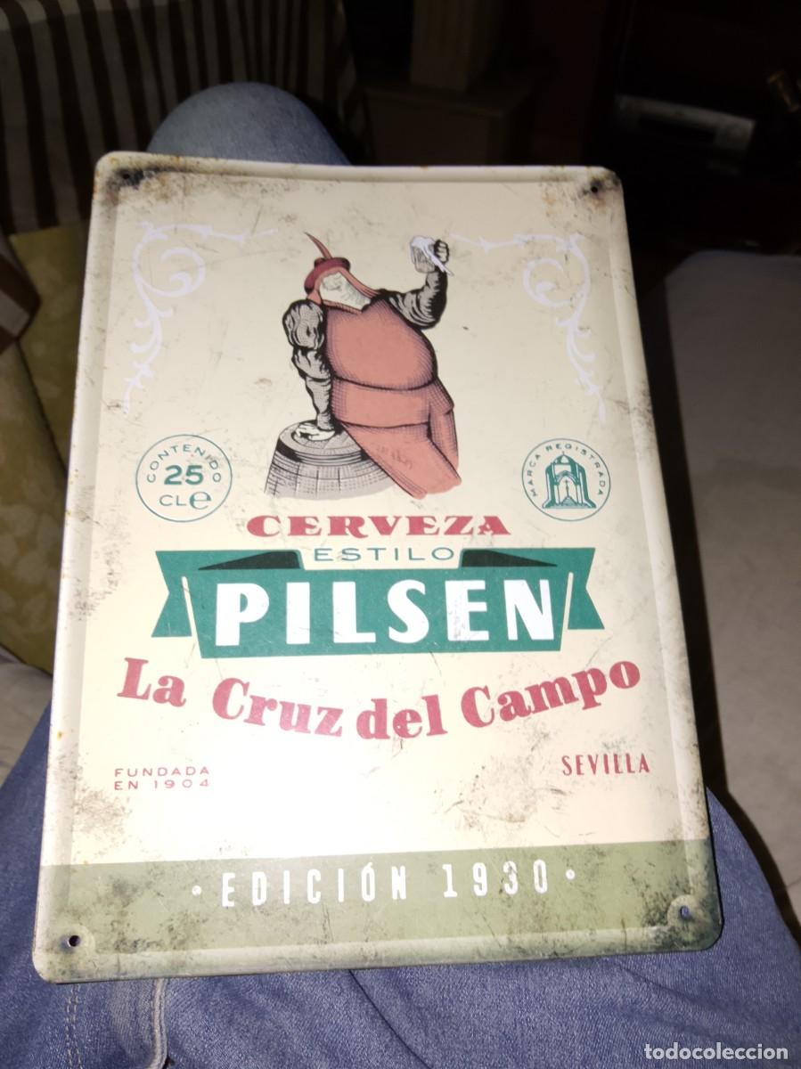 Carteles: Cartel chapa de cervezas la cruz del campo retro, envejecido