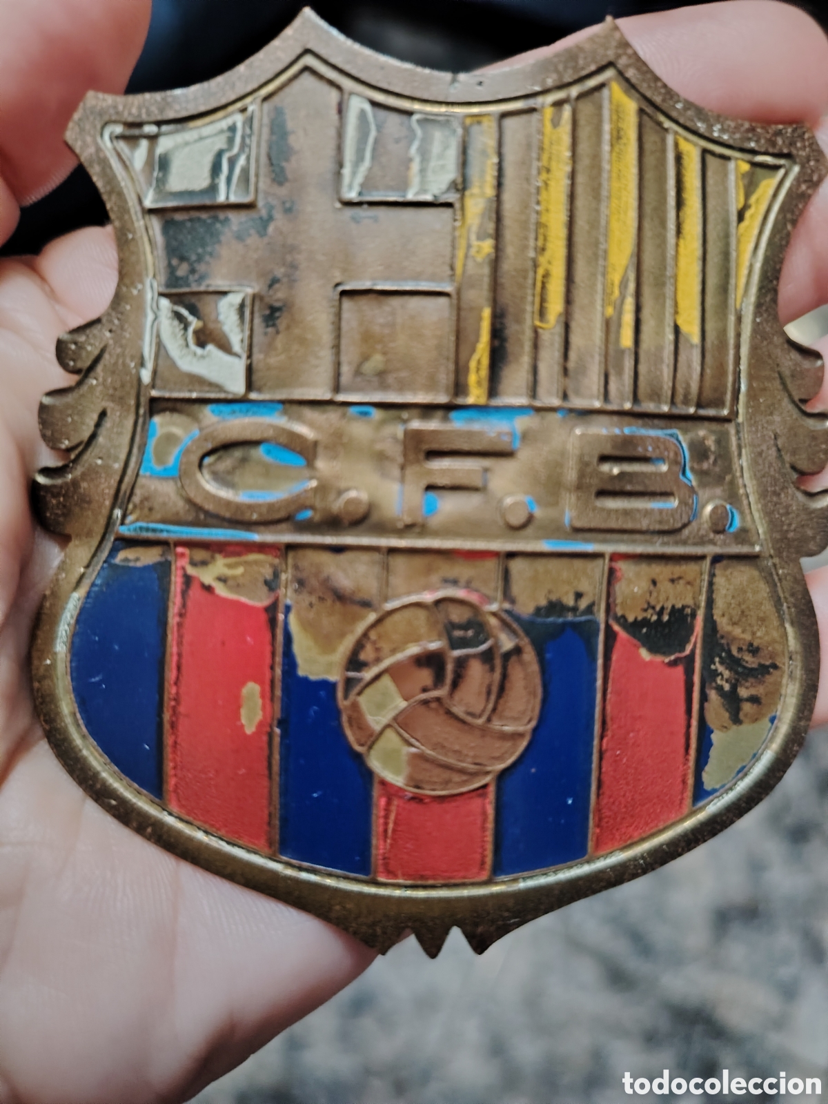 Carteles: Chapa antigua del Club de f&uacute;tbol Barcelona