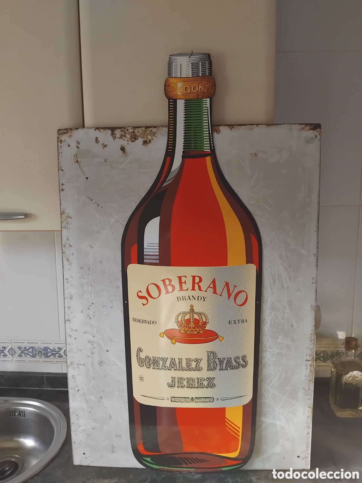Carteles: Cartel en chapa brandy Soberano 100x33 cm. Original