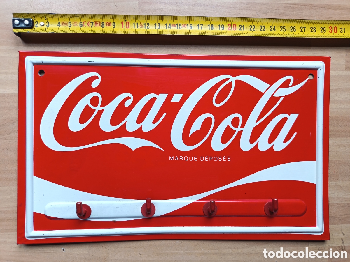 Carteles: PERCHERO PUBLICITARIO COCA-COLA ORIGINAL VINTAGE DE CHAPA MET&Aacute;LICA &ndash; A&Ntilde;OS 70 Magn&iacute;fico perchero de p