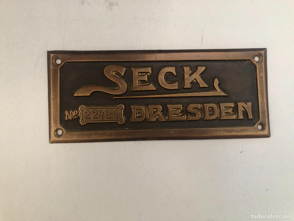 Carteles: PLACA DE LAT&Oacute;N SECK DRESDEN DE 23 X 9,5.