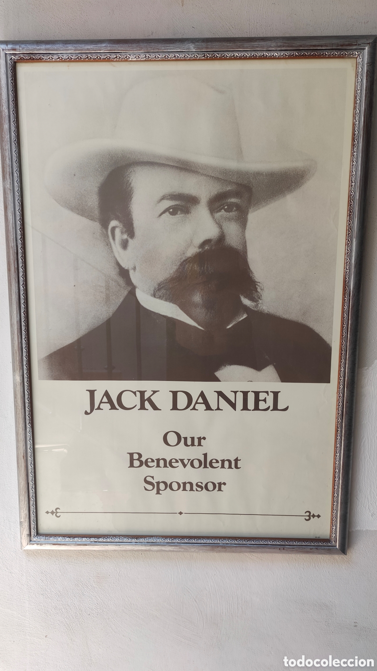 Carteles: CARTEL.LETRERO PUBLICITARIO CLASICO DE WHISKEY JACK DANIELS.IMAGEN DEL FUNDADOR.98 X 67,5 CM