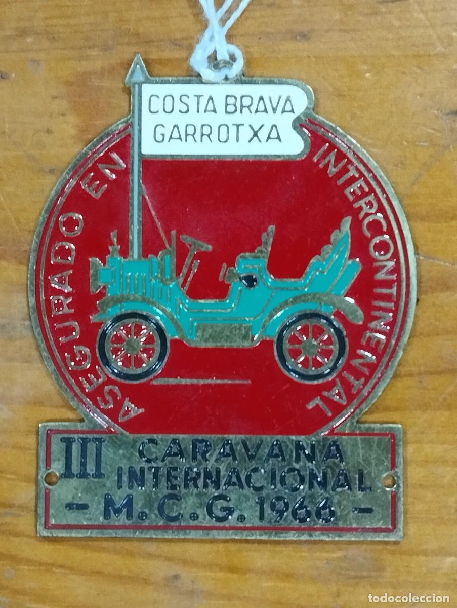 Carteles: PLACA &oacute; CHAPA III CARAVANA INTERNACIONAL DE COCHES VETUSTOS. 1966.