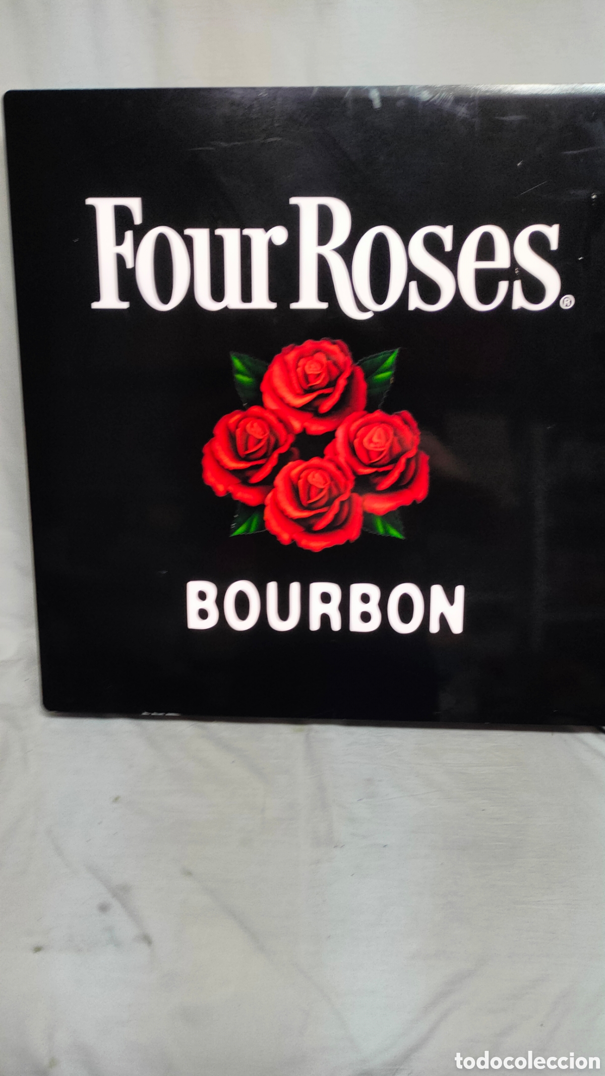 Carteles: LETRERO.CARTEL PUBLICITARIO LUMINOSO.FOUR ROSES BOURBON.METACRILATO.60X60X8 CM.UNICO EN TC.