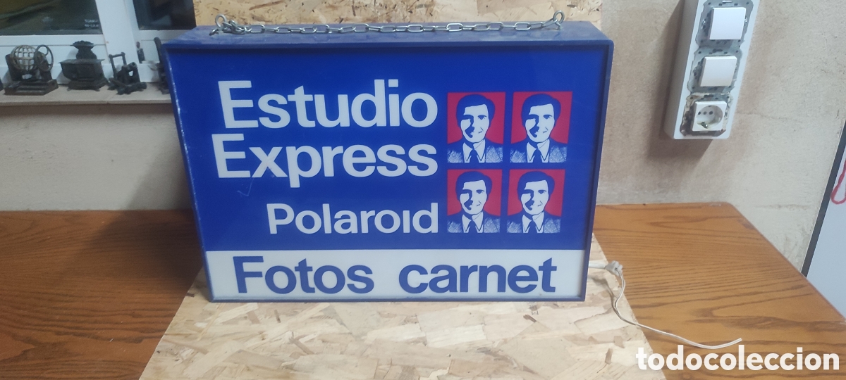 Carteles: Cartel luminoso Polaroid Estudio Express ,,. Fotos Carnet. A dos caras, no est&aacute; probado.