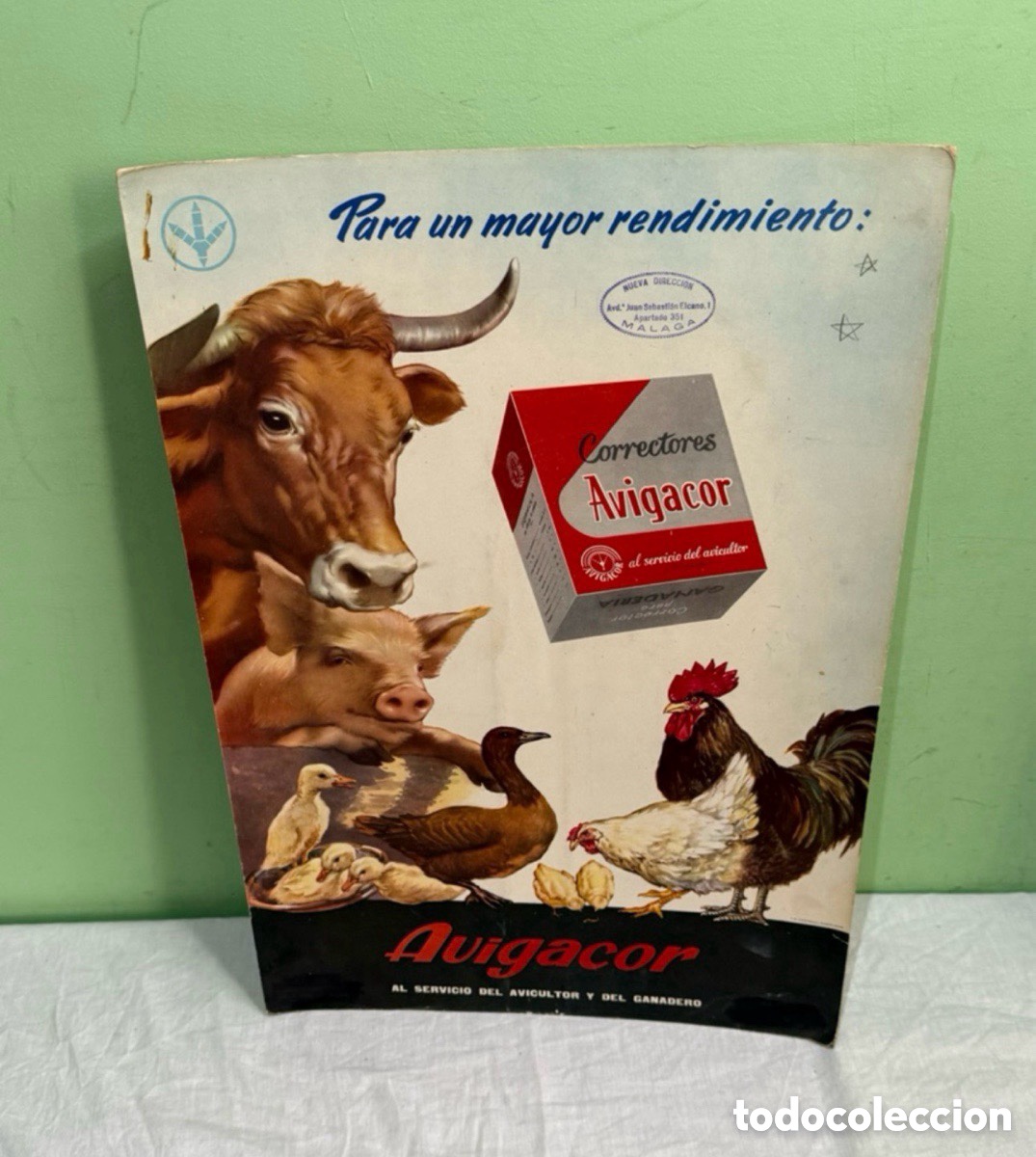 Posters: Antiguo cartel publicitario de &rdquo;Avigacor&rdquo;, una marca de correctores para la alimentaci&oacute;n animal.